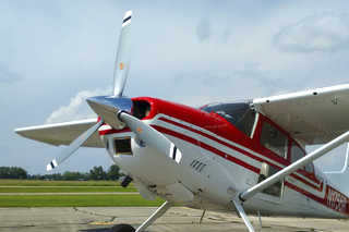 Cessna 185E-F Voyager Prop 3