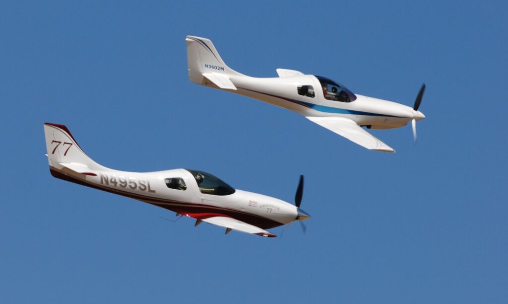 Lancair kitplanes flying