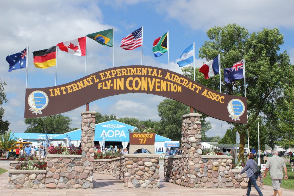 EAA AirVenture Oshkosh welcome sign