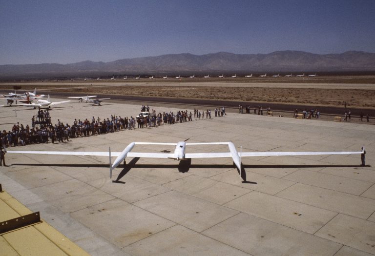 Voyager Team Celebrates Anniversary of Historic Flight - Hartzell Propeller