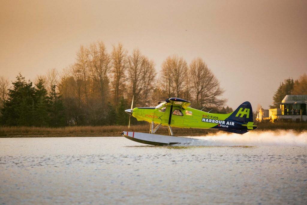 MagniX eBeaver with Hartzell Propeller